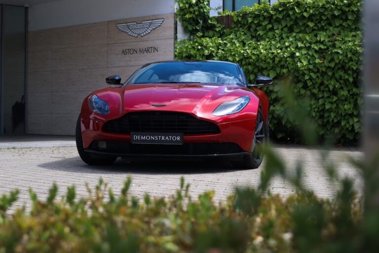 Aston Martin Sevenoaks Photos