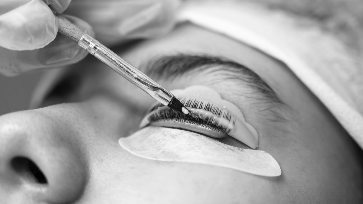 How Old Do You Have To Be To Get A Lash Lift