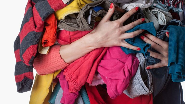 Donate Clothes for Money Near Me